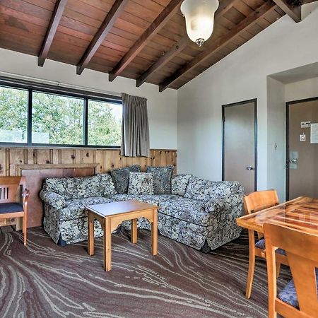 Burkesville Apt With Deck, Views And Pool Access! Экстерьер фото