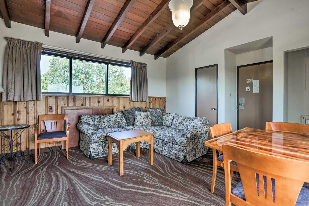 Burkesville Apt With Deck, Views And Pool Access! Экстерьер фото