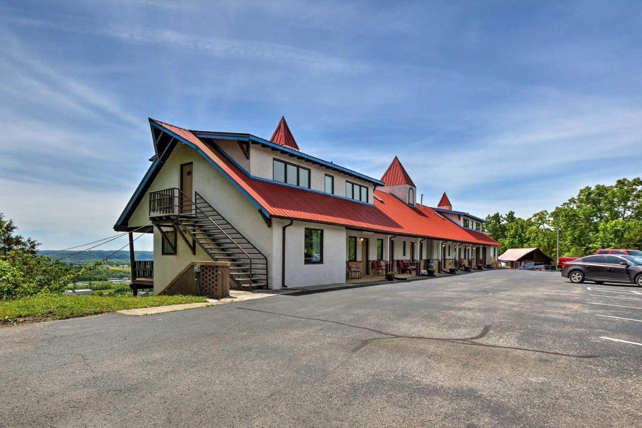 Burkesville Apt With Deck, Views And Pool Access! Экстерьер фото